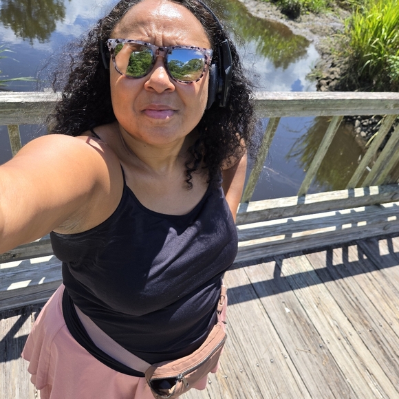 Meet your Posher Cici - Picture 1 of 3